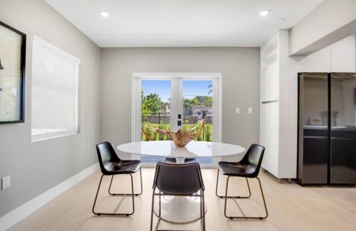 Coral Terrace Casa | Charming 3-bedroom house with AC, WiFi in lovely Miami