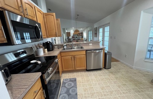 Ocala Casa | Charming 3-bedroom house in enchanting Ocala with WiFi, AC