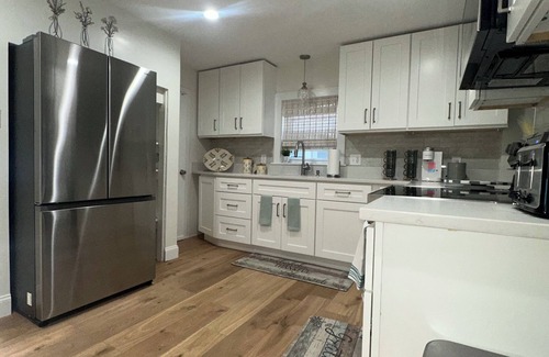 Salem Casa | Charming 3-bedroom house in the HEART of SALEM!
