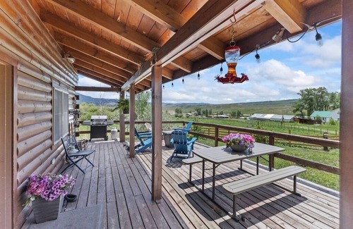 Burns Casa | Charming 3-bedroom house in Yampa for a cozy getaway