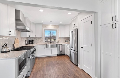 Tichigan Casa | Charming 3-bedroom lake house in Waterford with amazing views
