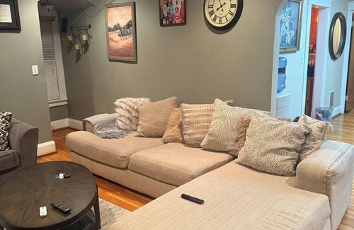 North Buffalo Casa | Charming 3-bedroom lower unit home in Buffalo
