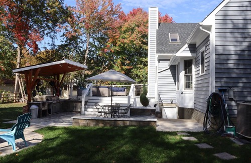 Waldorf Casa | Charming 3-bedroom private basement with WiFi and AC in marvelous Waldorf.