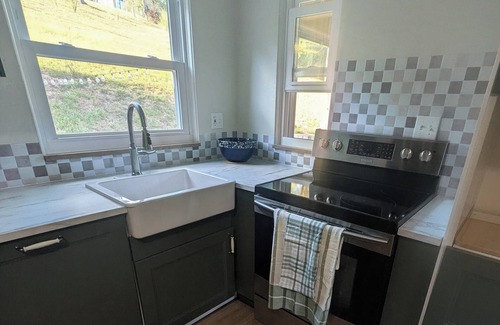 Millvale Casa | Charming 3-bedroom Retreat in Pittsburgh