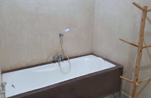 Oulad Hassoune Casa | Charming 3-bedroom riad with WiFi and AC in lovely Marrakesh