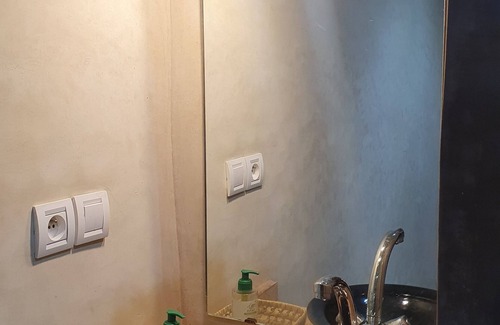 Oulad Hassoune Casa | Charming 3-bedroom riad with WiFi and AC in lovely Marrakesh