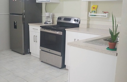 San Salvador Apartamento | Charming 2-bedroom apartment with WiFi and shared social areas in San Salvador