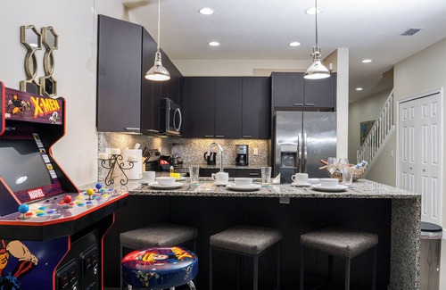 Silver Creek Casa | Charming 3-bedroom townhome with fitness room and private pool in Clermont