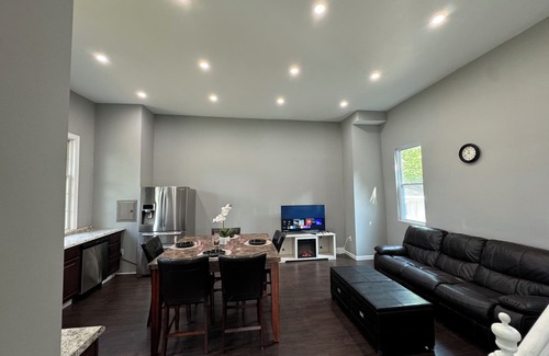 Glenwood Casa | Charming 3-bedroom townhome with WiFi, AC in Glenwood