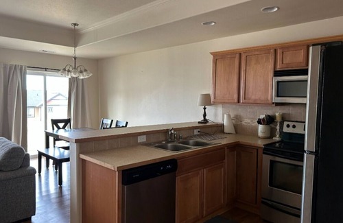 Fairwood Casa | Charming 3-bedroom Townhouse in North Spokane