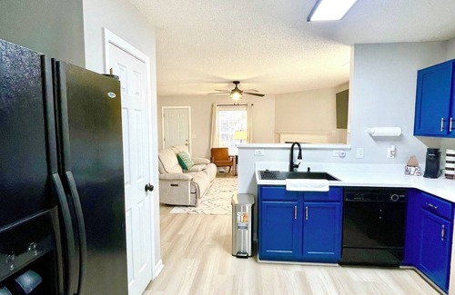 Columbia Casa | Charming 3-bedroom. Trail & Lake Access. Minutes from Ft. Jackson and Downtown.