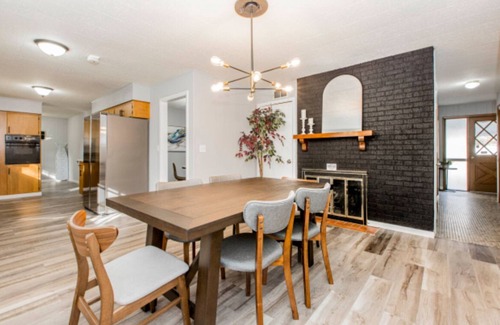 Bloomington Casa | Charming 3-bedroom house in peaceful neighborhood