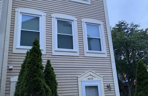 Burtonsville Casa | Charming 3-bedroom townhome with WiFi, AC in tranquil Burtonsville