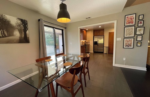 Cameron Park Casa | Charming 3-bedroom summer house in Cameron Park with pool