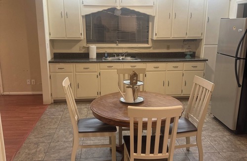 Fort Sumner Casa | Charming 3-bedroom house with AC and WiFi in quaint Fort Sumner
