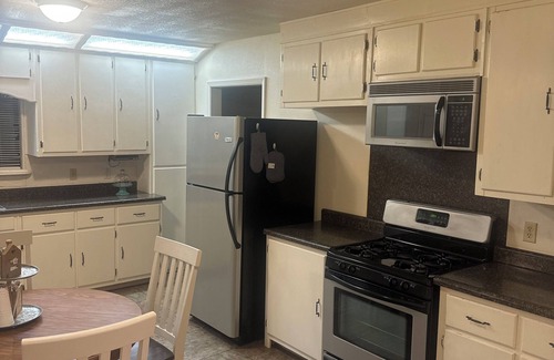 Fort Sumner Casa | Charming 3-bedroom house with AC and WiFi in quaint Fort Sumner