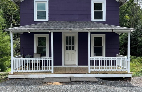 Haines Falls Casa | Charming 3-bedroom house in Haines Falls, near Kaaterskill Falls and campground!