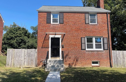 Chillum Casa | Charming 3-bedroom retreat in a quiet neighborhood close to everything
