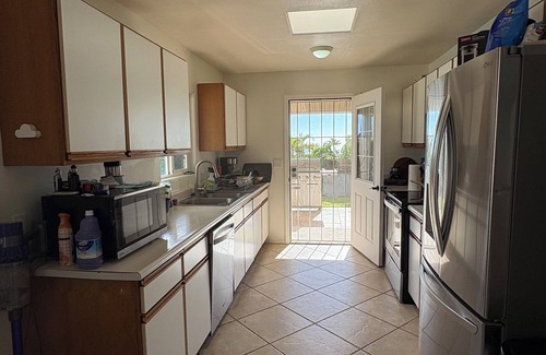 Kona Palisades Casa | Charming 3-bedroom house with pool, ocean view, minutes from the Kona Airport.