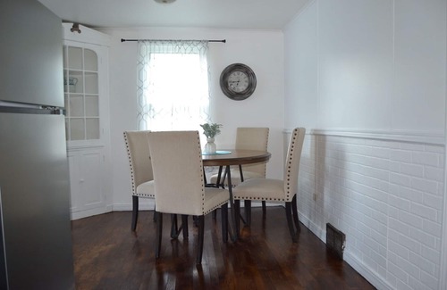 Como Casa | Charming 3-bedroom house with WiFi and AC in lovely Lake Geneva