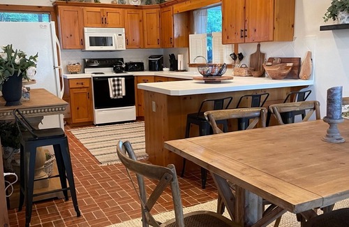 Lake Placid Cabaña | Charming 3-Bedroom Lakeside Cottage w/Beach & Dock