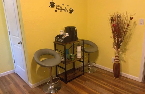 Midwest City Casa | Charming 3-bedroom house in fabulous Midwest City with WiFi, AC