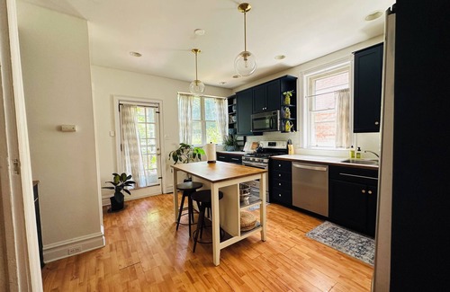 Northwest Philadelphia Casa | Charming 3-bedroom Retreat in Historic Germantown