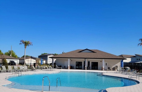 St. Cloud Casa | Charming 3-bedroom house with fitness room, WiFi in welcoming Saint Cloud