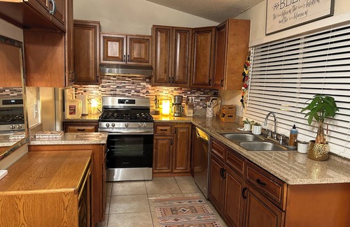North San Antonio - SAT Casa | Charming 3-bedroom house in NE San Antonio, Close to the Airport