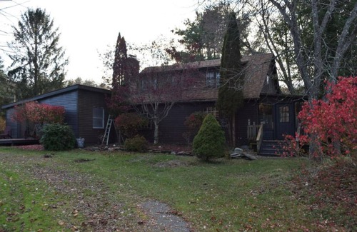 Stephentown Cabina | Charming 3-bedroom Cabin for nature lovers