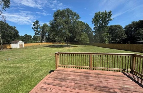 Inman Casa | Charming 3-bedroom House on 1.3 acres