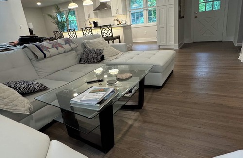 Stony Brook Casa | Charming 3-bedroom house with WiFi and AC in beautiful Stony Brook