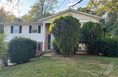 Waldorf Casa | Charming 3-bedroom retreat in White Plains