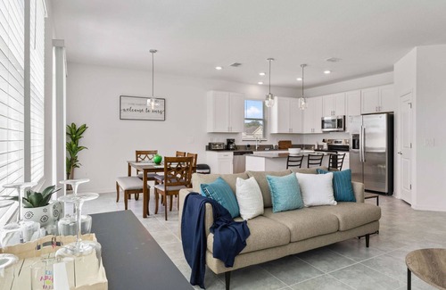 Winter Haven Casa | Charming 3-Bedroom House Near Legoland, Lake & Golf!