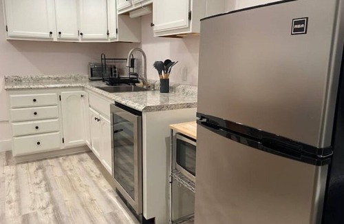 Mission District Condominio | Charming 3BR 1BA Apt in Mission