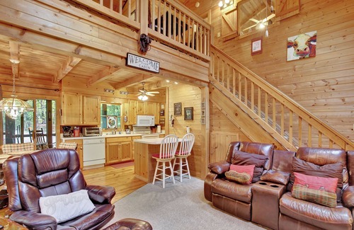 Pine Mountain Cabina | Cabaña aislada bellamente amueblada en Pine Mt / Warm Springs cerca de Callaway y FDR