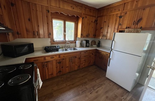 Geneva Casa | Charming 4 BD near DT Geneva