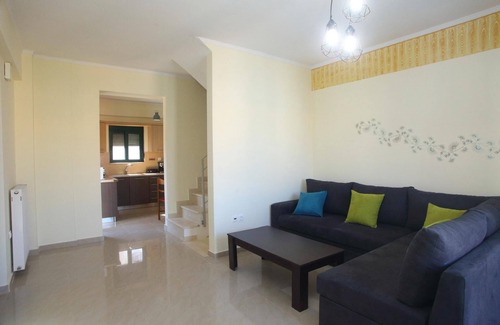 Nikiana Casa | Charming 4-bed House in Nikiana