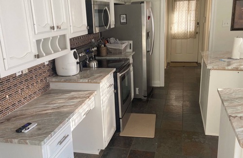 Denham Springs Casa | Charming 4-bedroom house with WiFi and AC in Denham Springs