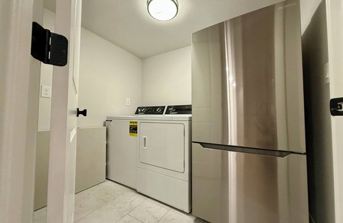 Orem Casa | Charming 4-bedroom 4-bathroom! New! Location!