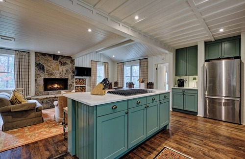 Cashiers Cabaña | Charming 4-bedroom cottage in High Hampton Proper just minutes to Cashiers