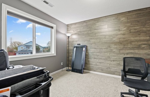 North Image Casa | Charming 4-bedroom family friendly house with WiFi and AC in fabulous Vancouver