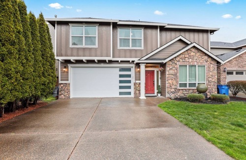 North Image Casa | Charming 4-bedroom family friendly house with WiFi and AC in fabulous Vancouver