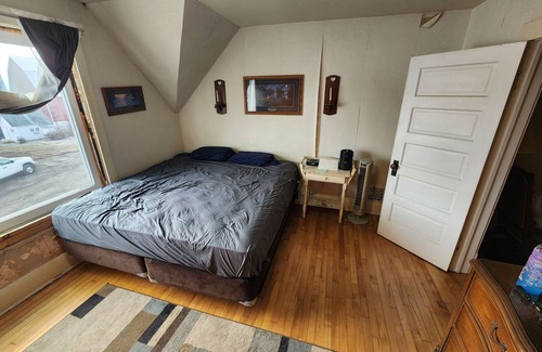 Peshtigo Otro | Charming 4-bedroom farmhouse with AC and WiFi in Peshtigo