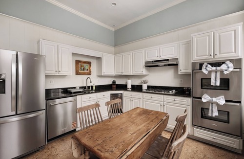 Old Town West Casa | Charming 4-Bedroom Home in Historic Old Town - minutes from King St, DC, & Metro