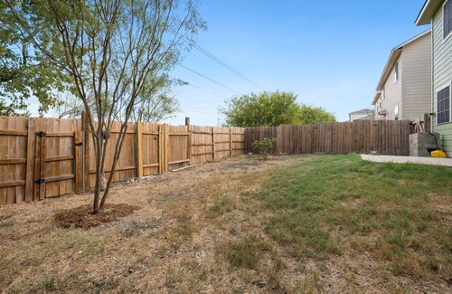 West San Antonio Casa | Charming 4-bedroom house with WiFi and AC in wonderful San Antonio