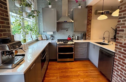 Stanton Park Casa | Charming 4-bedroom house with WiFi and AC in enchanting Washington
