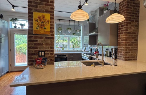 Stanton Park Casa | Charming 4-bedroom house with WiFi and AC in enchanting Washington