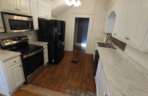 Goldsboro Casa | Charming 4-Bedroom Historic Home w/ Game Room + Backyard BBQ