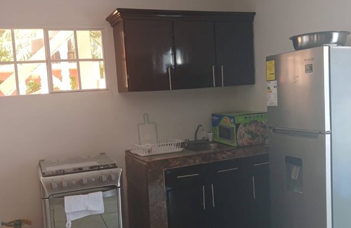 La Libertad Casa | Charming 4-bedroom house with WiFi, AC in superb San Diego